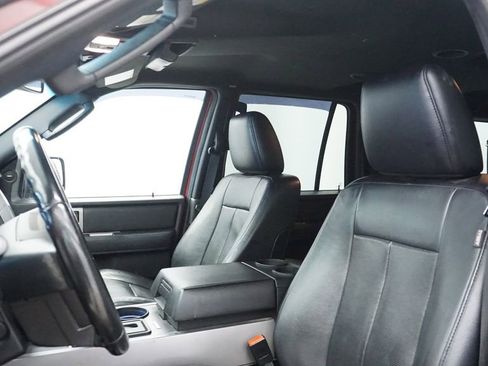 Used 2017 Ford Expedition EL XLT w/ Equipment Group 202A image 29