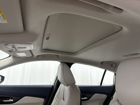 New 2026 Nissan Sentra SL w/ Floor Mat Package FWD image 14