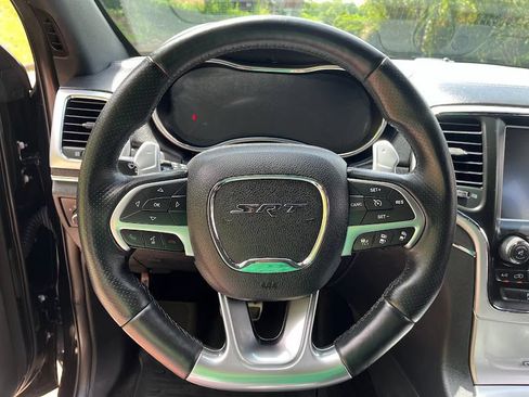 Used 2015 Jeep Grand Cherokee SRT AWD/4WD image 12