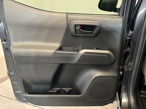 Used 2022 Toyota Tacoma SR5 image 19