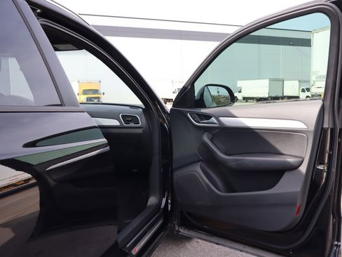 Used 2018 Audi Q3 2.0T Premium image 25