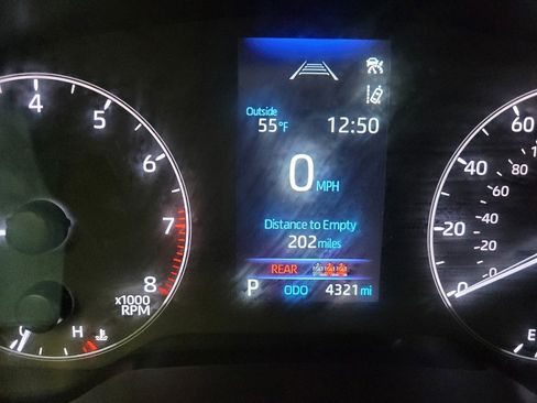 Used 2025 Toyota Corolla LE image 23