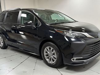 Used 2024 Toyota Sienna XLE video 3