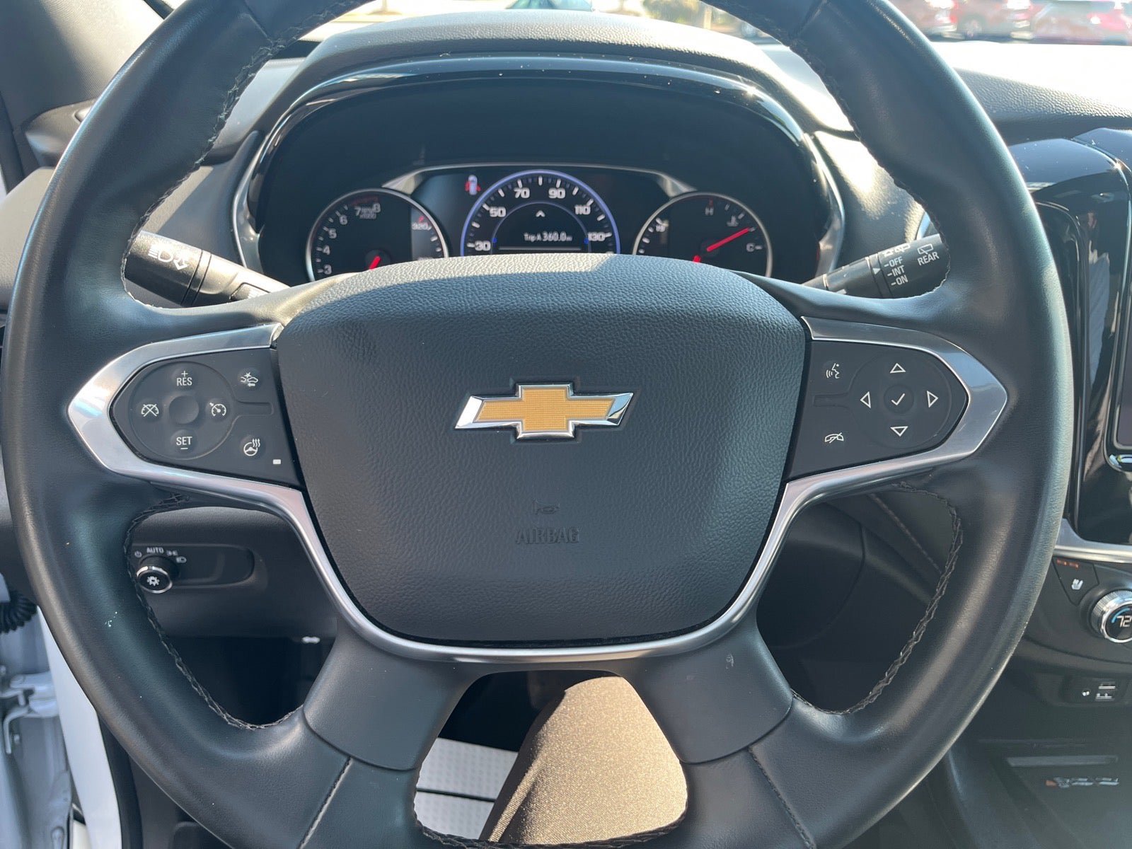 Used 2023 Chevrolet Traverse High Country AWD/4WD image 31