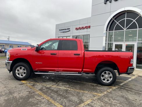 Used 2024 RAM 2500 Big Horn w/ Bed Utility Group AWD/4WD image 17