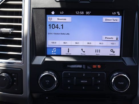 Used 2017 Ford F250 Lariat AWD/4WD image 11