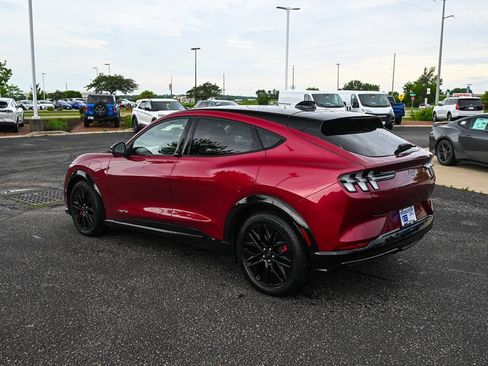 Used 2025 Ford Mustang Mach-E Premium w/ Sport Appearance Package AWD/4WD image 7