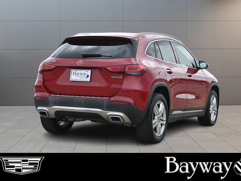 Used 2021 Mercedes-Benz GLA 250 w/ Premium Package image 6