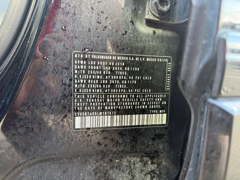 Used 2020 Volkswagen Tiguan SE R-Line image 25