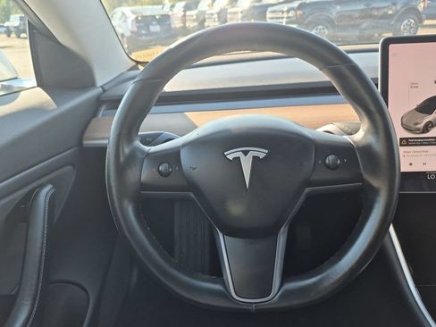Used 2018 Tesla Model 3 Long Range RWD image 13
