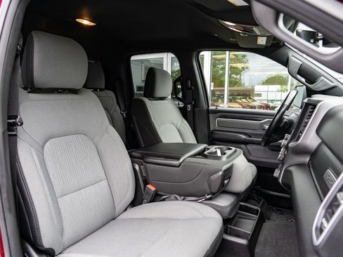 Used 2022 RAM 1500 Big Horn AWD/4WD image 28