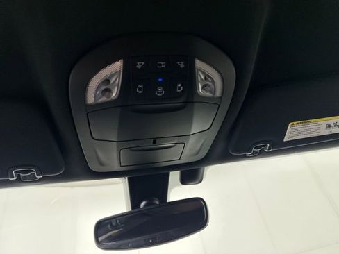 Used 2020 Chrysler Pacifica Touring w/ S Appearance Package image 24