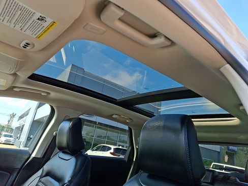Used 2024 Ford Edge SEL w/ Convenience Package AWD/4WD image 14