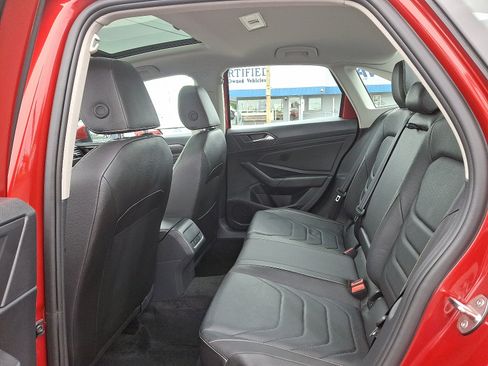 Used 2024 Volkswagen Jetta SEL image 10