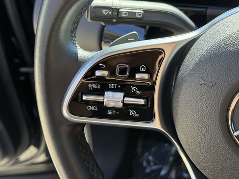 Used 2022 Mercedes-Benz GLA 250 4MATIC image 17