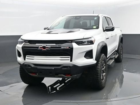 Used 2023 Chevrolet Colorado ZR2 image 22
