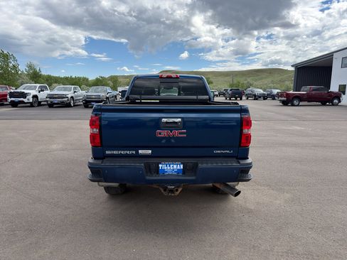 Used 2015 GMC Sierra 2500 Denali AWD/4WD image 10