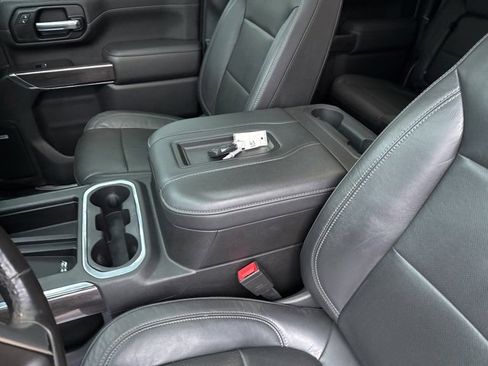 Used 2020 Chevrolet Silverado 3500 LTZ w/ LTZ Premium Package image 32