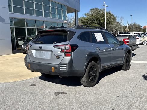 Used 2022 Subaru Outback Wilderness image 8