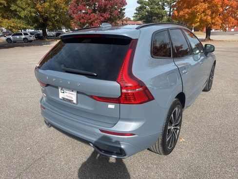 Used 2023 Volvo XC60 T8 Ultimate image 5