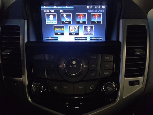 Used 2014 Chevrolet Cruze LT image 25