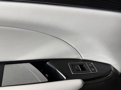 Used 2024 Cadillac Lyriq Luxury w/ LPO, Floor Liner Package AWD/4WD image 28