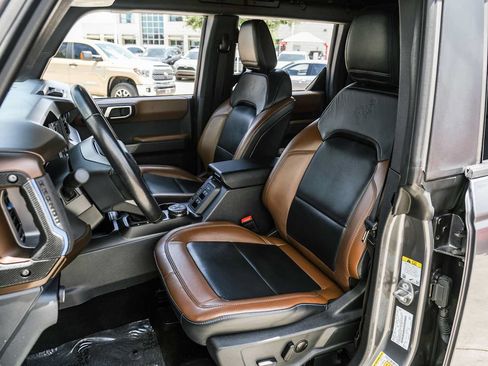 Used 2023 Ford Bronco Outer Banks AWD/4WD image 23