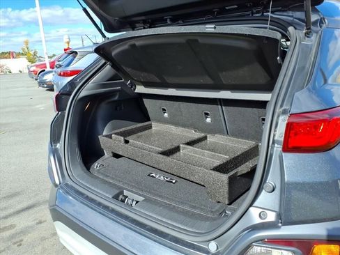 Used 2021 Hyundai Kona Limited w/ Cargo Package image 23