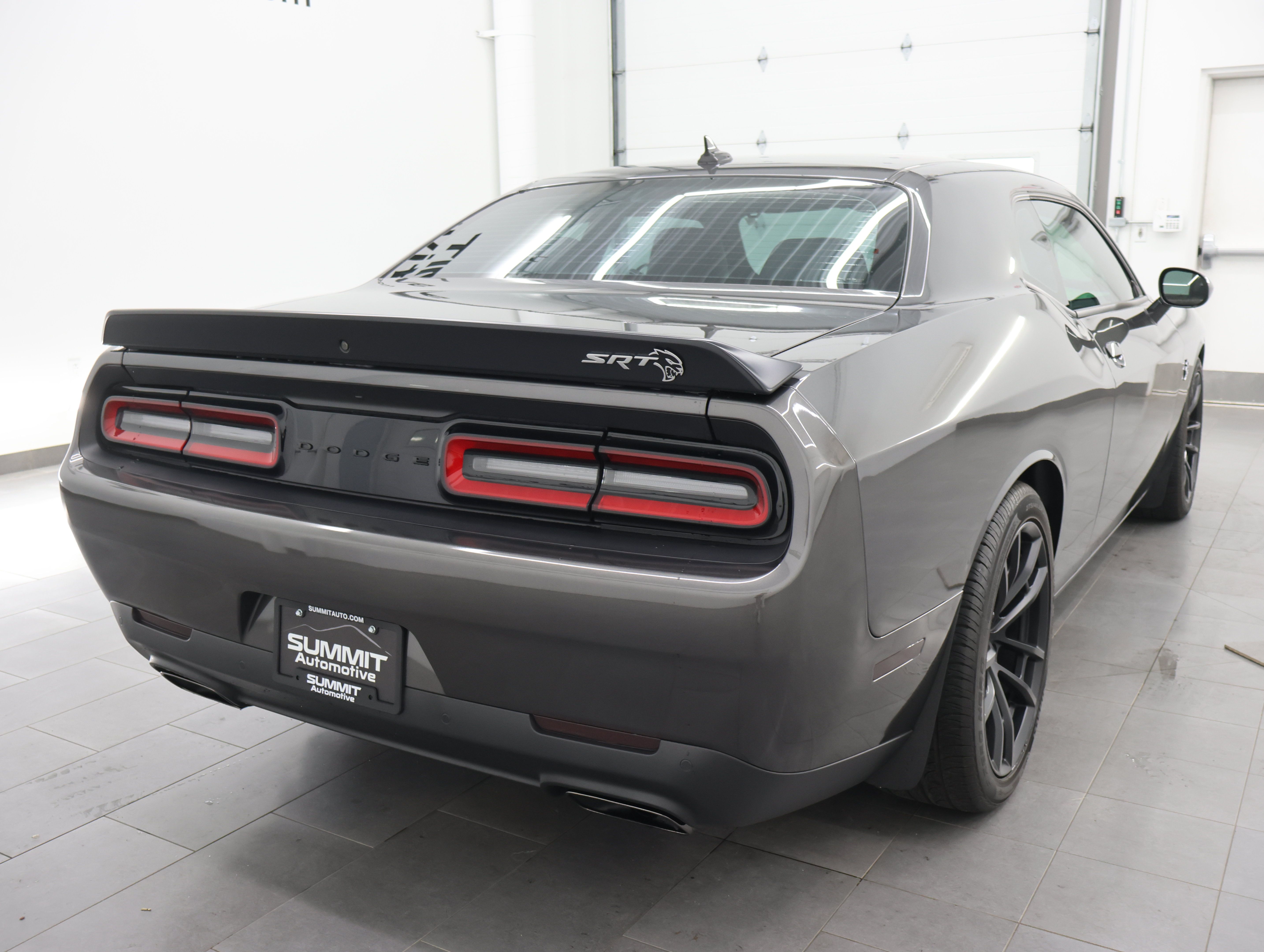 Used 2023 Dodge Challenger SRT Hellcat w/ Driver Convenience Group RWD image 5