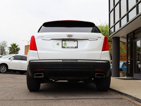 Used 2019 Cadillac XT5 FWD image 12