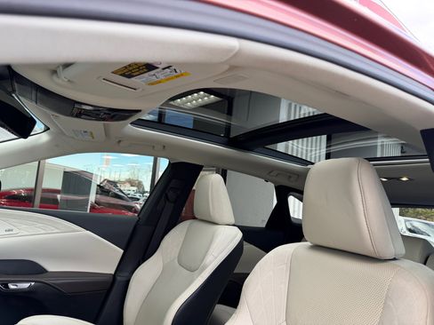 Used 2023 Lexus RX 350 AWD image 4