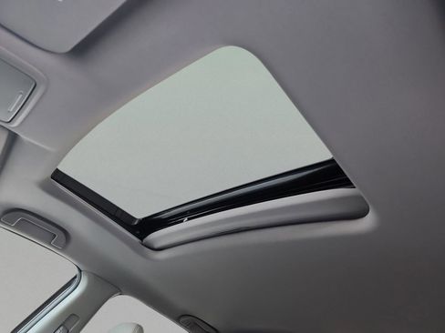 Used 2018 Honda Ridgeline RTL-E image 25