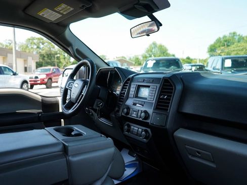 Used 2019 Ford F150 XL w/ Equipment Group 101A Mid AWD/4WD image 13