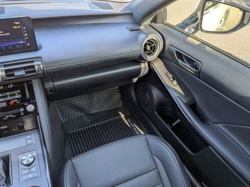 Used 2021 Lexus IS 350 F Sport w/ Dynamic Handling Package RWD image 17