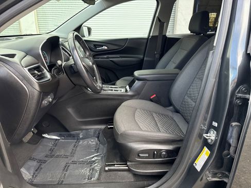 Used 2019 Chevrolet Equinox LT image 9