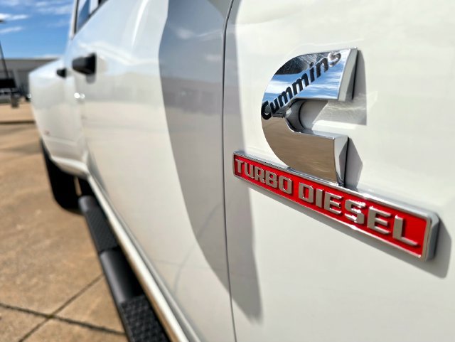 New 2027 RAM 3500 Tradesman AWD/4WD image 17
