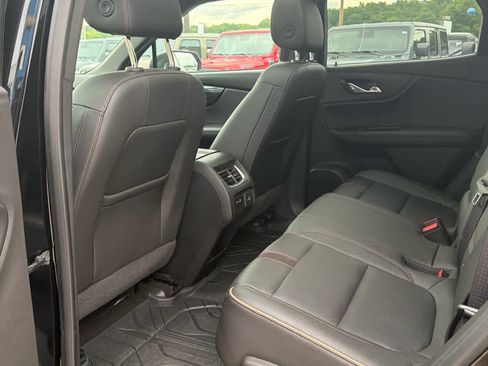Used 2019 Chevrolet Blazer Premier w/ Sun and Wheels Package AWD/4WD image 12