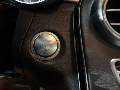 Used 2018 Mercedes-Benz GLC 300 image 23