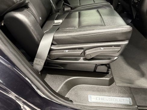 Used 2022 Chevrolet Tahoe Z71 w/ Luxury Package image 25