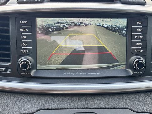 Used 2016 Kia Sorento EX w/ EX Touring Package image 20