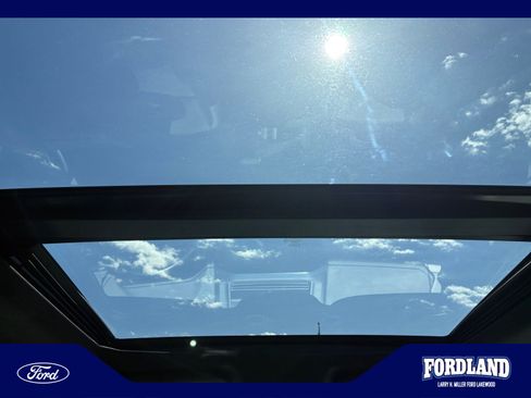 Used 2024 Ford F150 Lariat w/ FX4 Off-Road Package AWD/4WD image 33