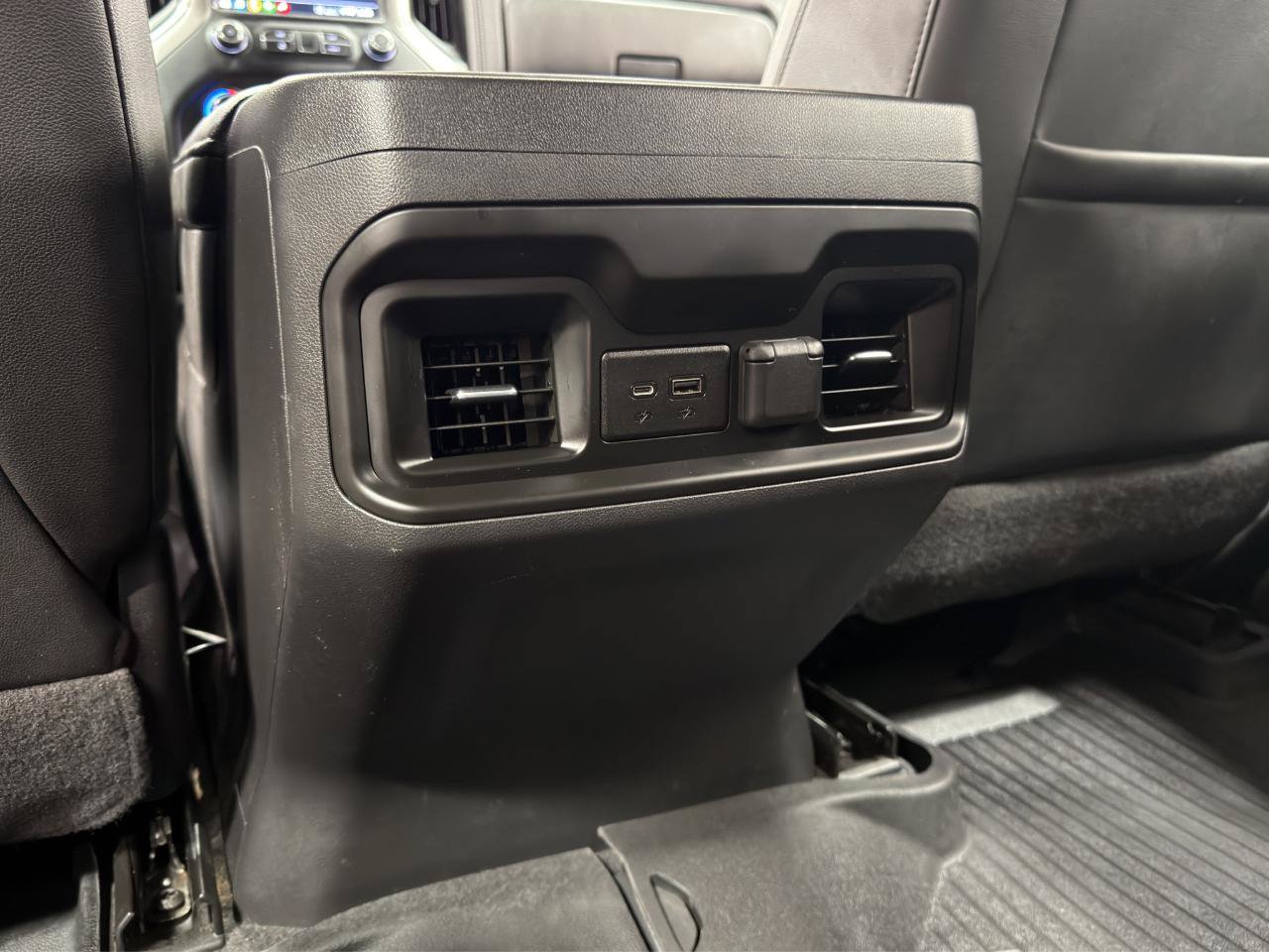 Used 2020 Chevrolet Silverado 1500 RST AWD/4WD image 28