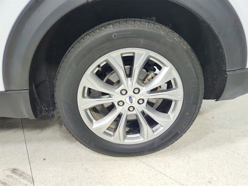 Used 2024 Ford Explorer Limited image 47