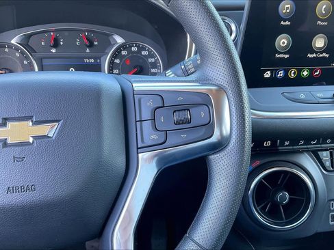 Used 2025 Chevrolet Blazer LT image 24