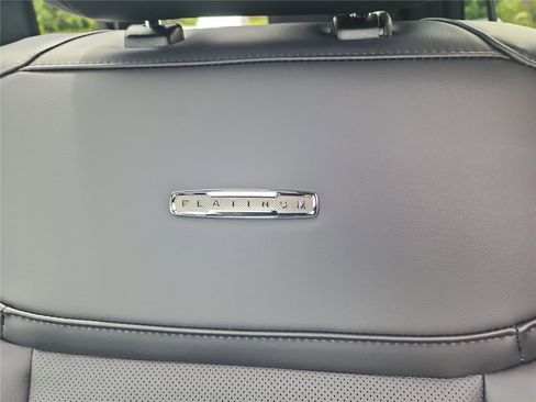 New 2026 Ford Expedition Max Platinum image 15