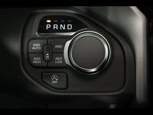 New 2026 RAM 1500 4x4 Crew Cab image 16