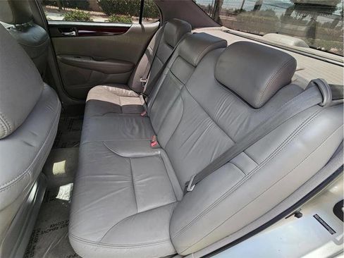 Used 2004 Lexus ES 330 FWD image 21