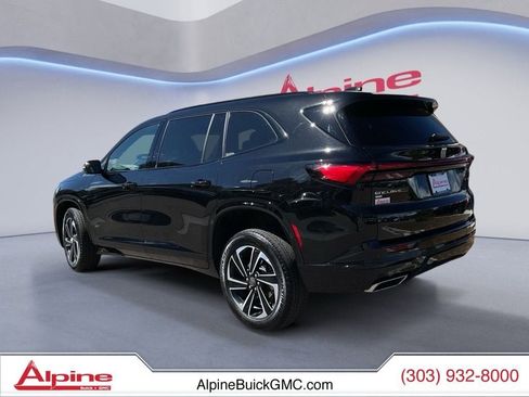 Used 2025 Buick Enclave Sport Touring AWD/4WD image 3