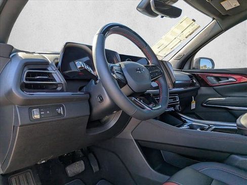New 2026 Chevrolet Traverse RS image 9