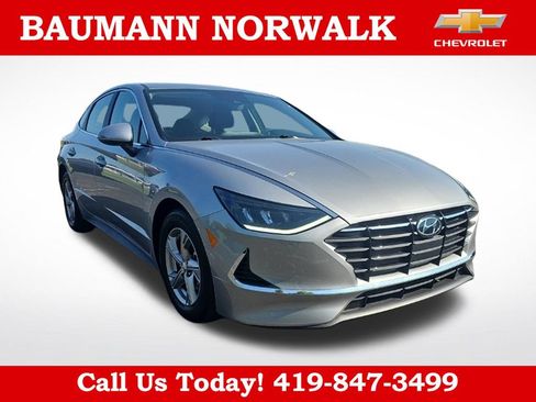 Used 2022 Hyundai Sonata SE w/ Cargo Package FWD image 1